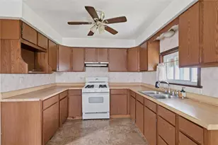 1331 5th Ave, Ford City Boro, PA 16226 - Photo 6