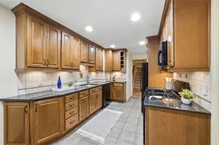 100 Denniston St, Pittsburgh, PA 15206 - Photo 12