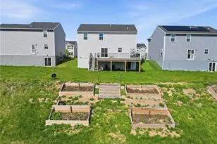 417 Coventry Ct, Lancaster Township, PA 16037 - Photo 26