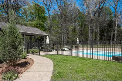 141 Timbersprings Dr, White Township, PA 15701 - Photo 10