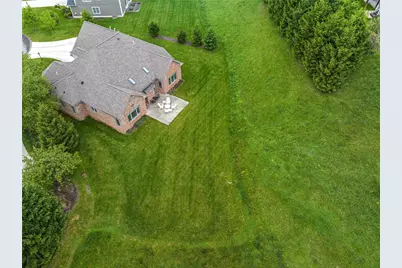 4327 Muirfield Drive, Hampton, PA 15101 - Photo 2