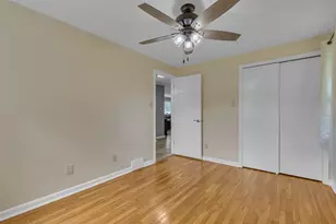 110 Pinkerton Dr, Brighton Township, PA 15009 - Photo 20
