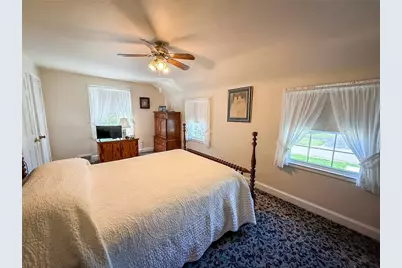 306 Beechwood Blvd, Center Township, PA 16001 - Photo 24