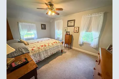 306 Beechwood Blvd, Center Township, PA 16001 - Photo 30