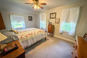 306 Beechwood Blvd, Center Township, PA 16001 - Photo 30