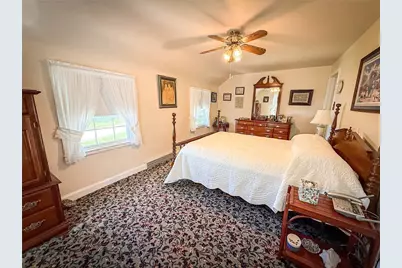 306 Beechwood Blvd, Center Township, PA 16001 - Photo 22