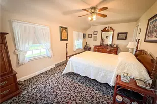306 Beechwood Blvd, Center Township, PA 16001 - Photo 22