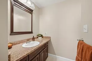 105 Louise St, Center Township, PA 15061 - Photo 12
