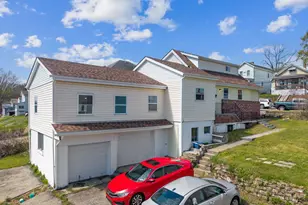 932 Gaskill Ave, Jeannette, PA 15644 - Photo 2