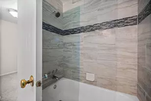 2673 Bingham Dr, Pittsburgh, PA 15241 - Photo 30