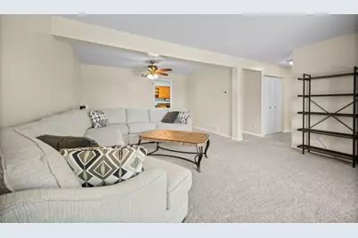 2673 Bingham Drive, Pittsburgh, PA 15241 - Photo 6