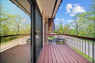2673 Bingham Dr, Pittsburgh, PA 15241 - Photo 8