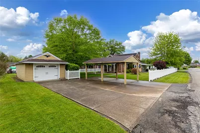 126 Allison Ave, Houston, PA 15342 - Photo 4