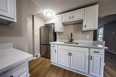 862 Connolly Ave, South Park, PA 15236 - Photo 10