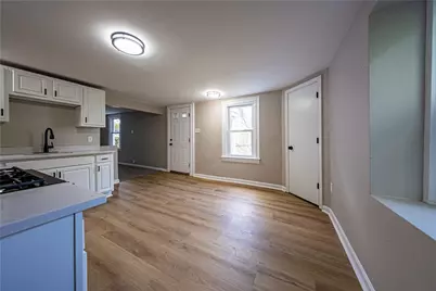 862 Connolly Ave, South Park, PA 15236 - Photo 12