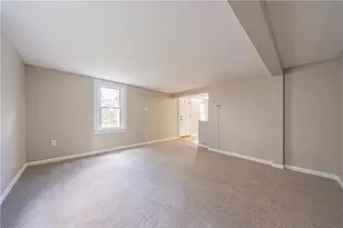 862 Connolly Ave, South Park, PA 15236 - Photo 8