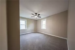 862 Connolly Ave, South Park, PA 15236 - Photo 6