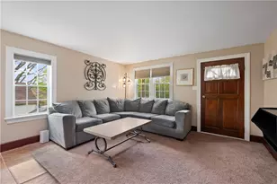 2724 Gould Dr, South Park, PA 15129 - Photo 4