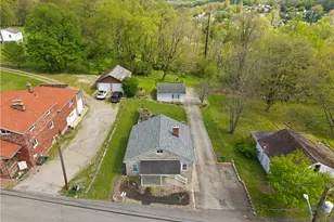 2724 Gould Dr, South Park, PA 15129 - Photo 30