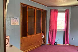 427 Agatha St, Pitcairn, PA 15140 - Photo 8