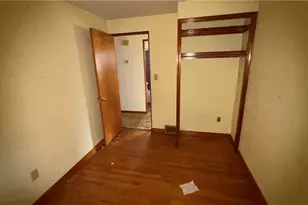 114 Spruce Dr, Pittsburgh, PA 15116 - Photo 8