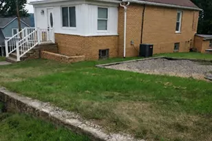 1001 Short St, Ambridge, PA 15003 - Photo 2