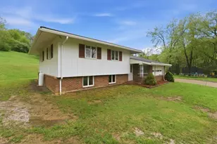 795 Geidel Rd, Kittanning, PA 16226 - Photo 2
