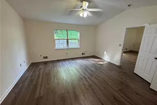 202 Parkview Dr, Pittsburgh, PA 15236 - Photo 8