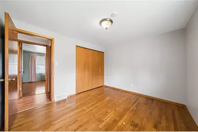 428 Crestview Dr, Pittsburgh, PA 15239 - Photo 20