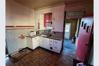 1413 Summit Ave, Monessen, PA 15062 - Photo 10