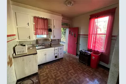1413 Summit Ave, Monessen, PA 15062 - Photo 12