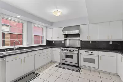 703 Saint James St, Pittsburgh, PA 15232 - Photo 16
