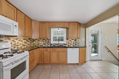 111 Maryland Avenue, Vandergrift, PA 15690 - Photo 10