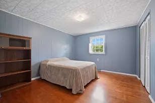 111 Maryland Ave, Vandergrift, PA 15690 - Photo 12