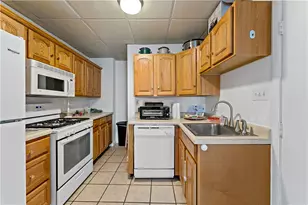 2925 Main St, Munhall, PA 15120 - Photo 10