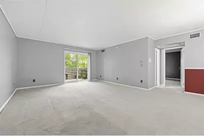 934 Forest Green Dr, Moon/Crescent Twp, PA 15108 - Photo 4