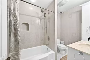 6678 Woodwell St, Pittsburgh, PA 15217 - Photo 18