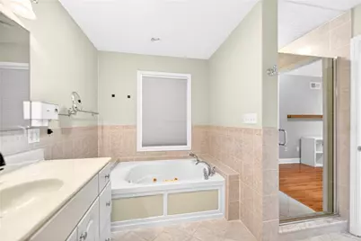 6678 Woodwell St, Pittsburgh, PA 15217 - Photo 16