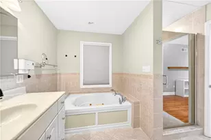 6678 Woodwell St, Pittsburgh, PA 15217 - Photo 16