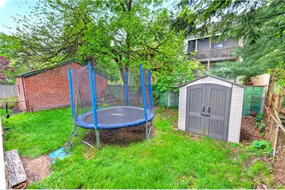 6678 Woodwell St, Pittsburgh, PA 15217 - Photo 24