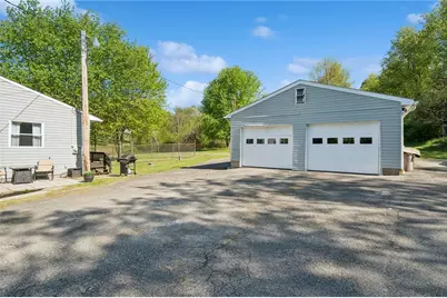 235 McDivitt Dr, Bell Township, PA 15681 - Photo 28