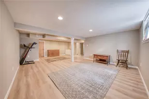 504 Rolling Green Dr, Bethel Park, PA 15102 - Photo 26