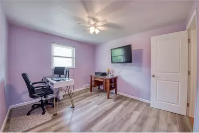 504 Rolling Green Dr, Bethel Park, PA 15102 - Photo 22