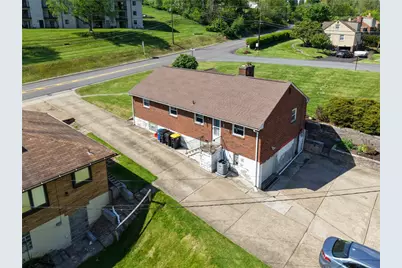 504 Rolling Green Dr, Bethel Park, PA 15102 - Photo 34