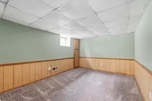 636 Corbin St, West Mifflin, PA 15122 - Photo 16
