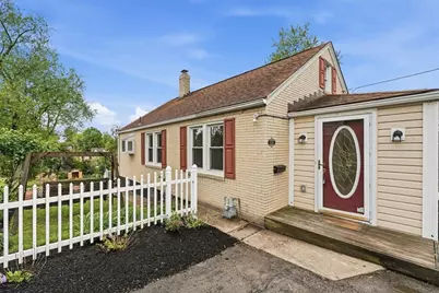 636 Corbin St, West Mifflin, PA 15122 - Photo 1