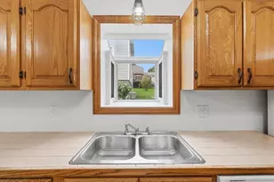 636 Corbin St, West Mifflin, PA 15122 - Photo 10