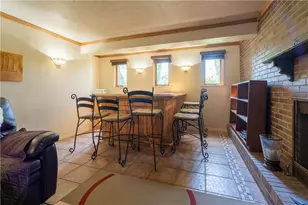 207 Manor Ct, Bethel Park, PA 15241 - Photo 14