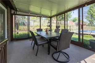 207 Manor Ct, Bethel Park, PA 15241 - Photo 36
