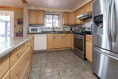 207 Manor Ct, Bethel Park, PA 15241 - Photo 12